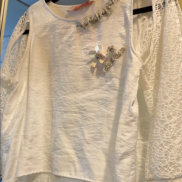 White satin and lace top - Picture 2 of 9